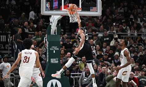 Milwaukee Bucks vs. Dallas Mavericks odds, tips and betting trends .